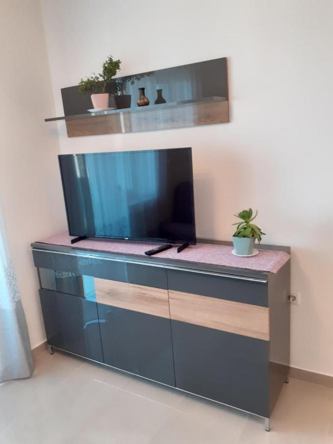 Apartman Marina セニ エクステリア 写真